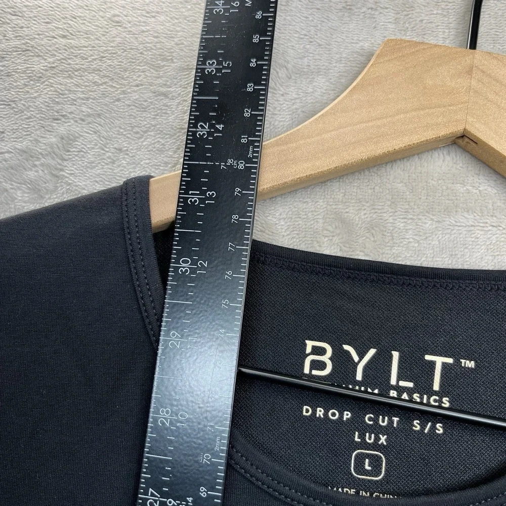 BYLT T-shirt L Short Sleeve Black Drop Cut Bylt Blend